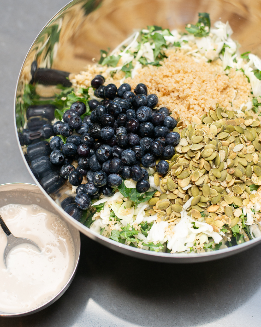 kale-cabbage-slaw-quinoa-blueberries-pumpkin-seeds-vegan-protien-salad-healthy-sides-4