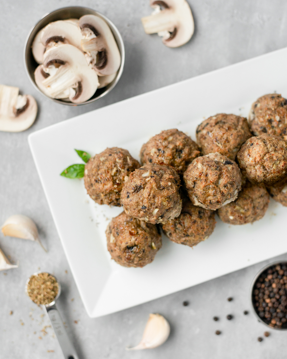 savory-turkey-mushroom-meatballs-garlic-flaxseed-paleo-easy-meatballs-weekday-dinner-recipes-make-ahead