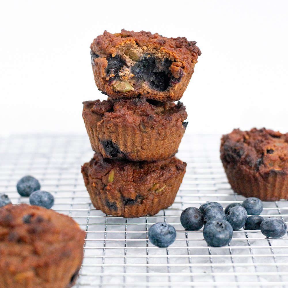 vegan-blueberry-walnut-pumpkin-seed-muffins-healthy-breakfast-muffin-5