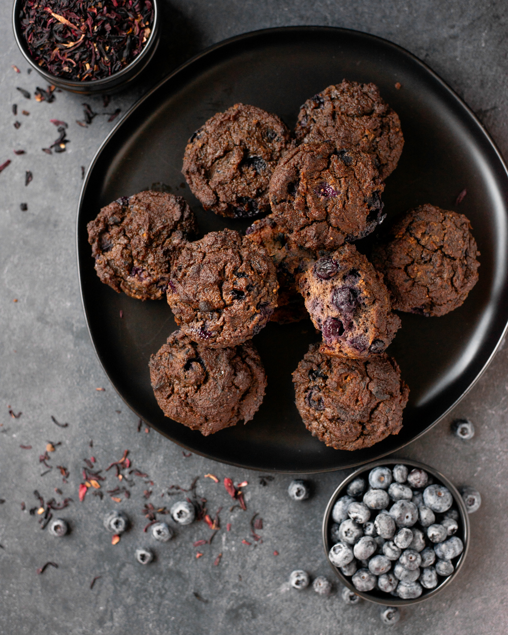 hibiscus-blueberry-muffins-healthy-paleo-breakfast-vegan-gluten-free-walnut-muffins