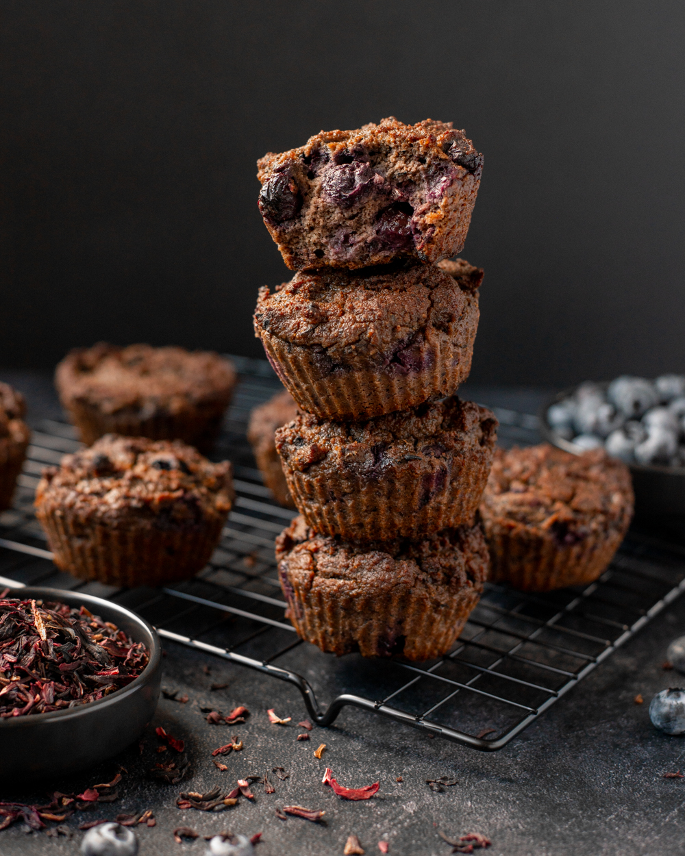 hibiscus-blueberry-muffins-healthy-paleo-breakfast-vegan-gluten-free-walnut-muffins